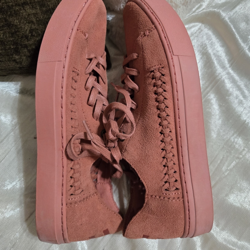 Women’s Faux Suede Lace-Up Sneakers - Rust By Tom Size 7 1/2 - Picture 6 of 7